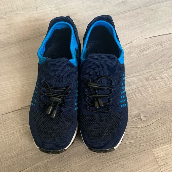 Comfort Wear stretch slip on Women’s Size 8 - Picture 1 of 3